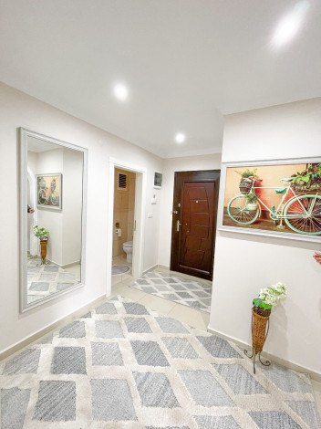 Полностью меблированная квартира 2+1 в 200 метрах от моря в Махмутларе, 110 м2 - Ракурс 9