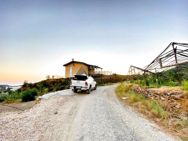 Просторный участок земли с видом на море и горы в Аланье, 540 м2 - Ракурс 33