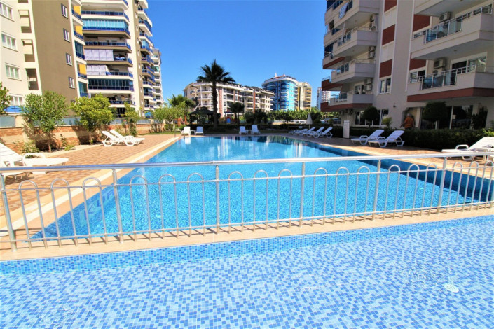 Меблированная квартира 1+1 вблизи от моря в районе Махмутлар, 75 м2 - Ракурс 14