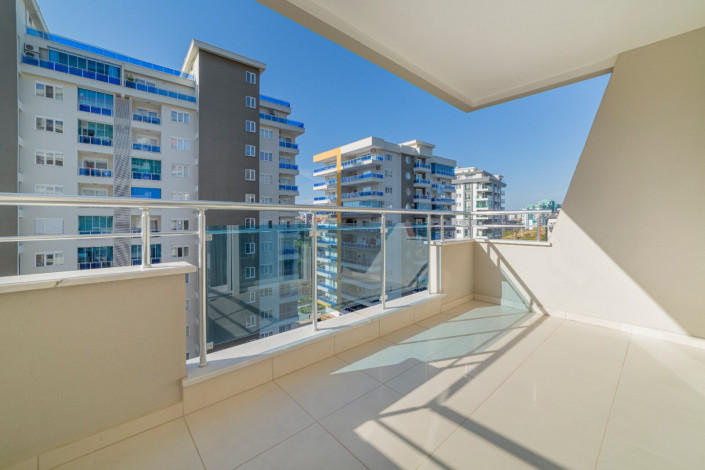 Меблированная квартира 1+1 вблизи от моря в районе Махмутлар, 75 м2 - Ракурс 22