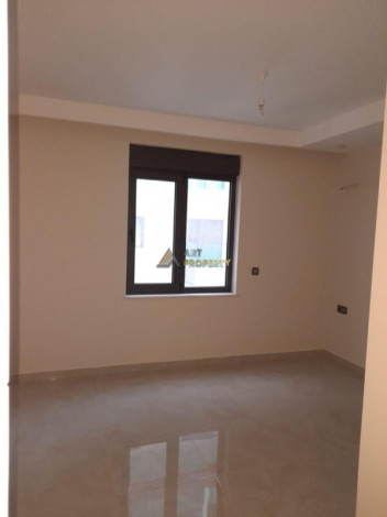 Просторная квартира 2+1 на первой береговой линии с видом на море в Махмутларе,105м2 - Ракурс 3