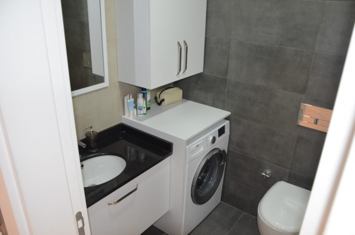 Меблированная двухкомнатная квартира в комплексе с полной инфраструктурой в Махмутлар, 60 м2 - Ракурс 2