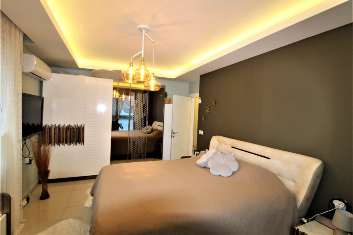 Трехкомнатная меблированная квартира в 150 метрах от моря в районе Кестель, 100 м2 - Ракурс 9