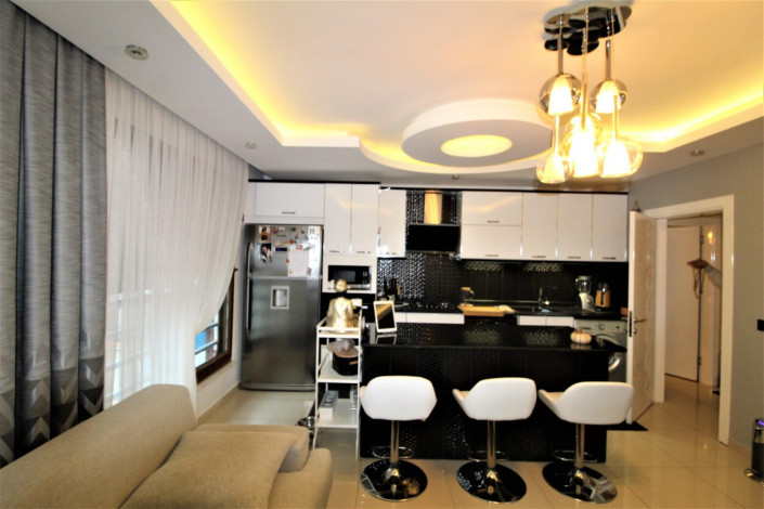 Трехкомнатная меблированная квартира в 150 метрах от моря в районе Кестель, 100 м2 - Ракурс 15