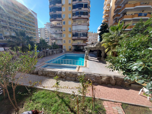 Трехкомнатная меблированная квартира в районе Махмутлар, 135м - Ракурс 6