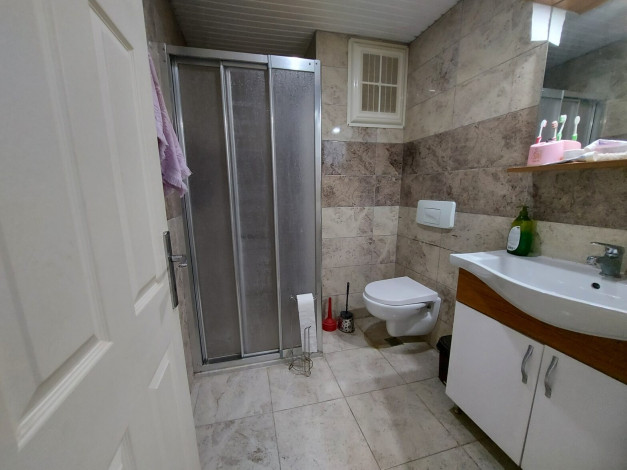 Трехкомнатная меблированная квартира в районе Махмутлар, 135м - Ракурс 19