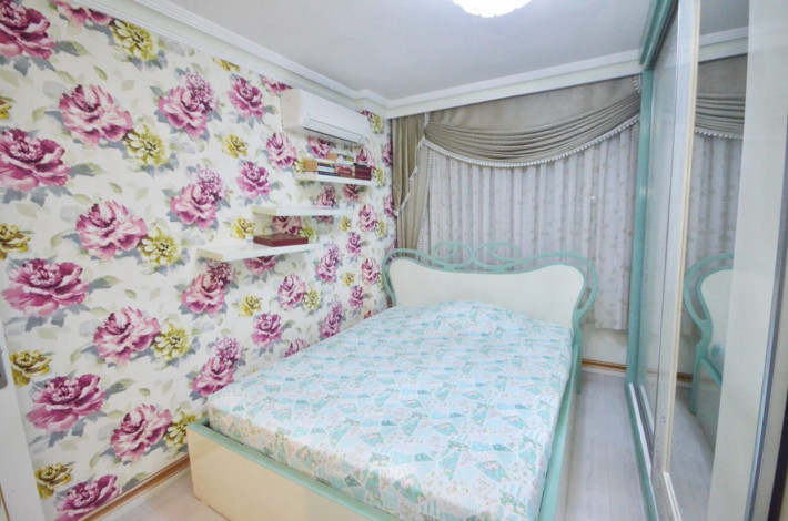 Меблированная трехкомнатная квартира в 150 метрах от моря в центре Махмутлара, 105 м2 - Ракурс 12