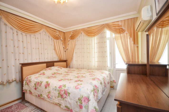 Меблированная трехкомнатная квартира в 150 метрах от моря в центре Махмутлара, 105 м2 - Ракурс 17