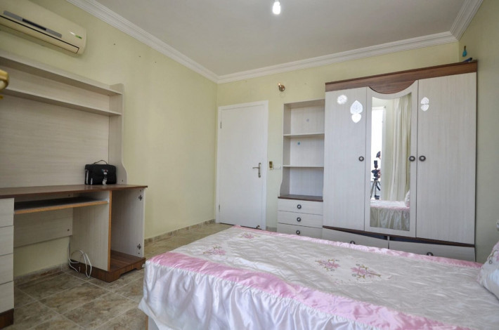 Меблированная квартира 2+1 с отдельной кухней в районе Махмутлар, 125 м2 - Ракурс 10