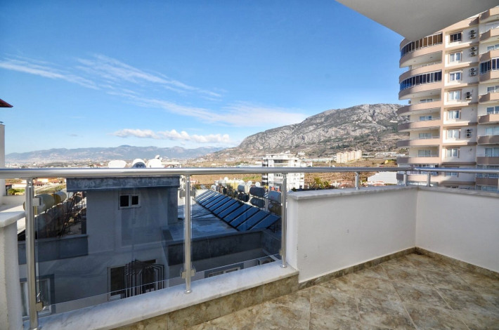 Меблированная квартира 2+1 с отдельной кухней в районе Махмутлар, 125 м2 - Ракурс 12