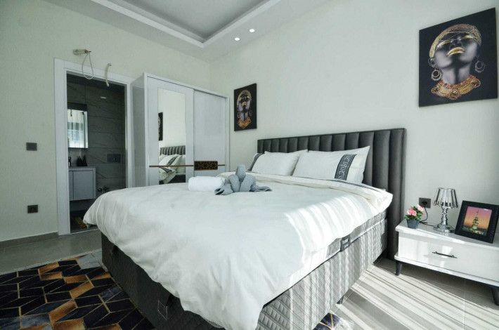 Трехкомнатная квартира с люксовой мебелью в комплексе с инфраструктурой в Махмутларе, 100 м2 - Ракурс 13