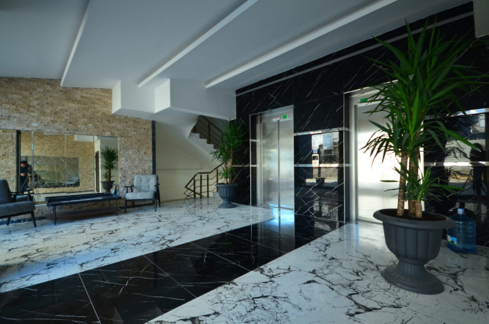 Трехкомнатная квартира с люксовой мебелью в комплексе с инфраструктурой в Махмутларе, 100 м2 - Ракурс 15