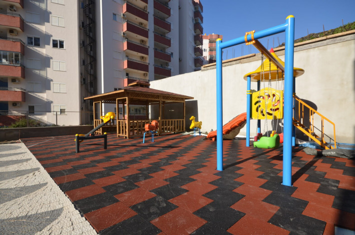 Трехкомнатная квартира с люксовой мебелью в комплексе с инфраструктурой в Махмутларе, 100 м2 - Ракурс 20