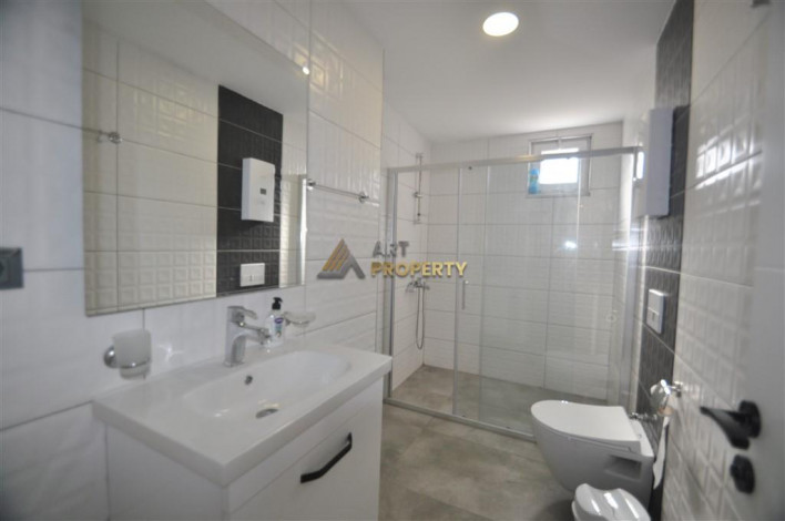 Двухкомнатная квартира с видом на море в районе Каргыджак, 78м - Ракурс 24