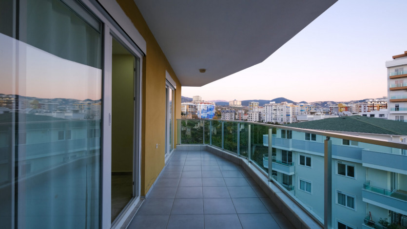 Частично меблированные апартаменты с видом на море и горы в районе Махмутлар, 100м - Ракурс 4