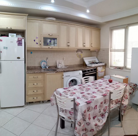 Квартира 2+1 с мебелью в Махмутларе, 110 м2 - Ракурс 6