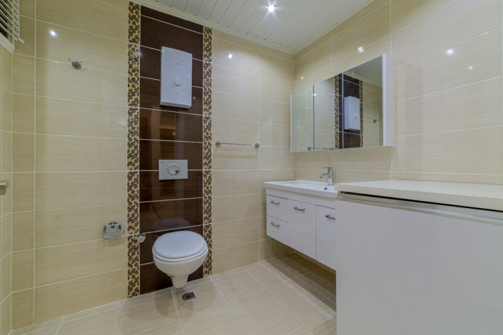 Просторная меблированная квартира 1+1 в комплексе с инфраструктурой в Махмутлар, 75 м2 - Ракурс 4