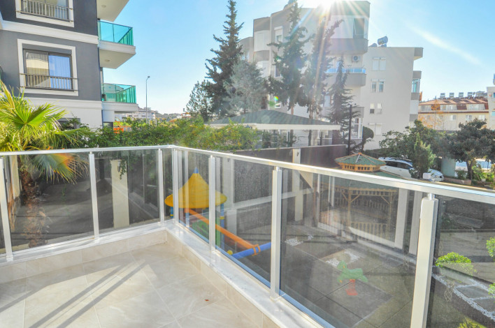 Двухкомнатная квартира в новой резиденции рядом с пляжем в районе Авсаллар, 55 м2 - Ракурс 18