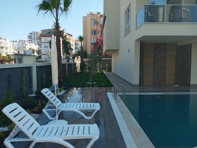 Двухкомнатная квартира в новой резиденции рядом с пляжем в районе Авсаллар, 55 м2 - Ракурс 21