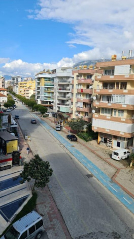 Трехкомнатная квартира с отдельной кухней в Махмутларе, 105 м2 - Ракурс 3