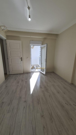 Трехкомнатная квартира с отдельной кухней в Махмутларе, 105 м2 - Ракурс 10