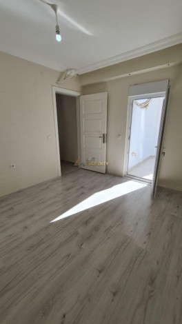 Трехкомнатная квартира с отдельной кухней в Махмутларе, 105 м2 - Ракурс 25