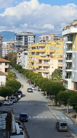 Трехкомнатная квартира с отдельной кухней в Махмутларе, 105 м2 - Ракурс 32