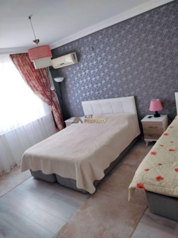 Меблированная двухкомнатная квартира с крытым бассейном в Махмутларе, 60 м2 - Ракурс 13