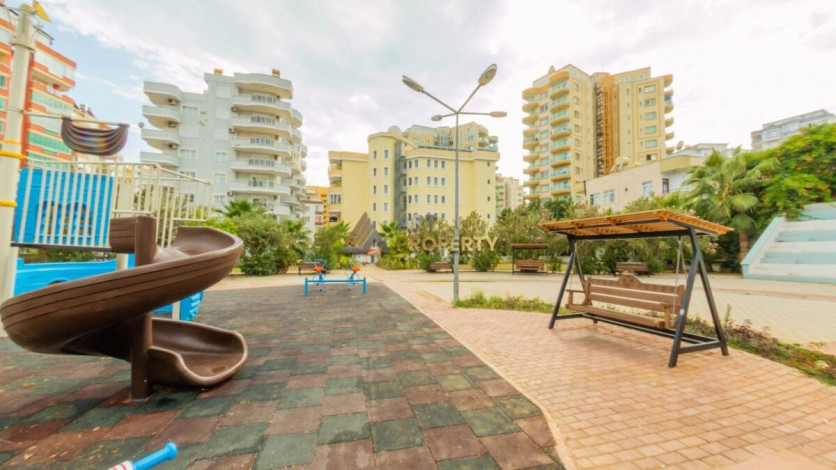 Квартира 1+1 в комплексе с крытым бассейном рядом с улицей Ататюрка в Махмутларе, 65 м2 - Ракурс 14