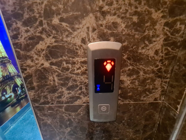 Четырехкомнатные апартаменты в 200 метрах от моря в Махмутларе, 145 м2 - Ракурс 3