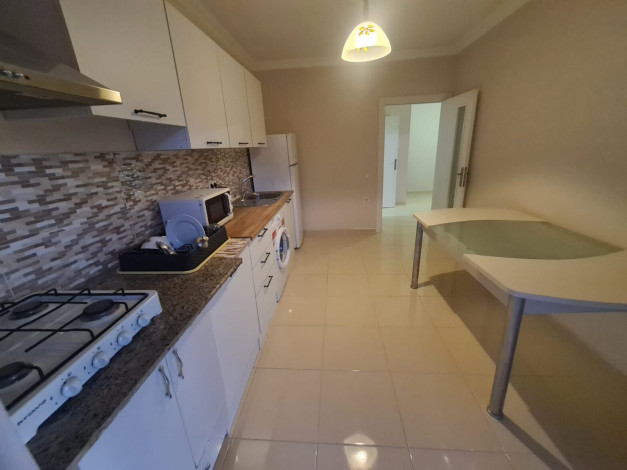 Четырехкомнатные апартаменты в 200 метрах от моря в Махмутларе, 145 м2 - Ракурс 12