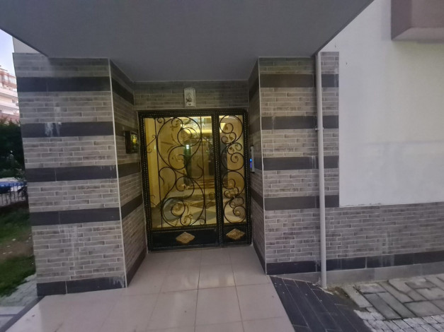 Четырехкомнатные апартаменты в 200 метрах от моря в Махмутларе, 145 м2 - Ракурс 16