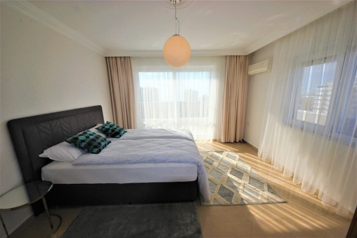 Пятикомнатный пентхаус в 300 метрах от Средиземного моря в Махмутлар, 240 м2 - Ракурс 17