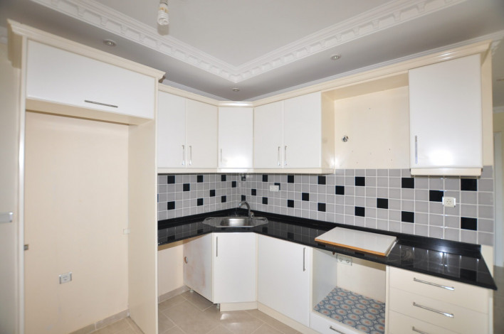 Трехкомнатная квартира с частичным видом на море в Демирташ, 110 м2 - Ракурс 5