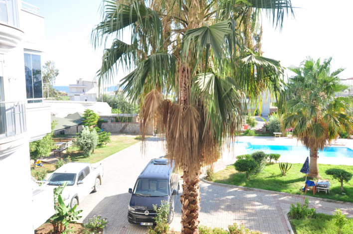 Трехкомнатная квартира с частичным видом на море в Демирташ, 110 м2 - Ракурс 8