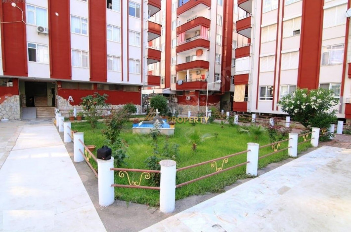 Полностью меблированная трехкомнатная квартира в Махмутлар, 100 м2 - Ракурс 2