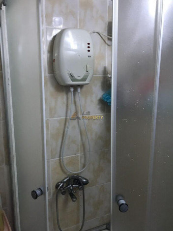 Полностью меблированная трехкомнатная квартира в Махмутлар, 100 м2 - Ракурс 18