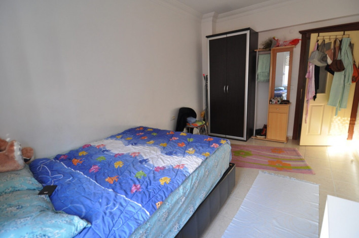 Просторная четырехкомнатная квартира на первой линии в районе Махмутлар, 145 м2 - Ракурс 4