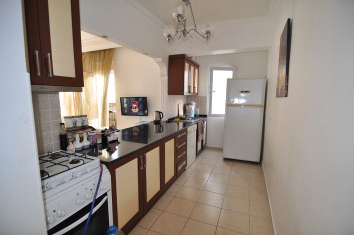 Просторная четырехкомнатная квартира на первой линии в районе Махмутлар, 145 м2 - Ракурс 5