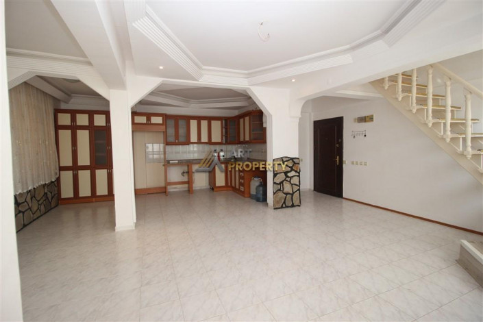 Четырехкомнатная квартира в исторической части центра города Аланья, 200 м2 - Ракурс 13