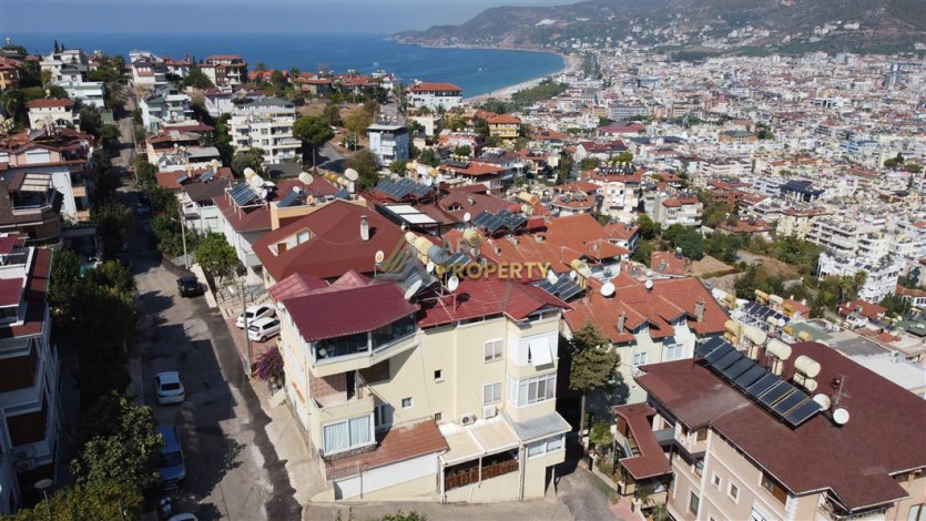 Четырехкомнатная квартира в исторической части центра города Аланья, 200 м2 - Ракурс 27