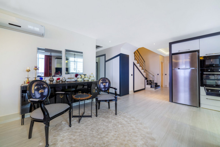 Четырехкомнатный дуплекс в комплекс с концепцией пятизвездочного отеля в Тосмуре. - Ракурс 5