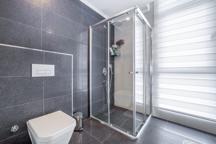 Четырехкомнатный дуплекс в комплекс с концепцией пятизвездочного отеля в Тосмуре. - Ракурс 11