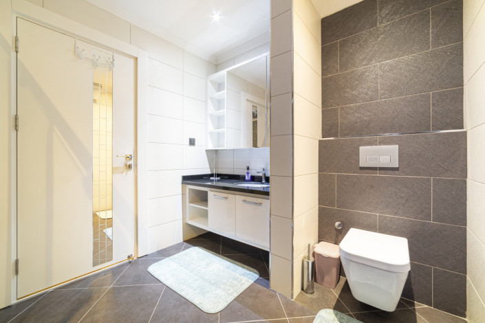 Четырехкомнатный дуплекс в комплекс с концепцией пятизвездочного отеля в Тосмуре. - Ракурс 18