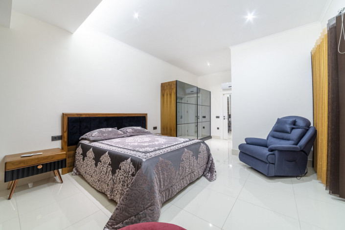 Четырехкомнатный дуплекс в комплекс с концепцией пятизвездочного отеля в Тосмуре. - Ракурс 21