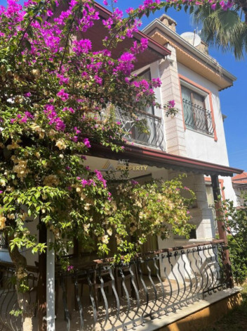 Уютная вилла 3+1 с собственным зеленым садом в районе песчаного пляжа Инжекум, 120 + 300 м2 - Ракурс 6