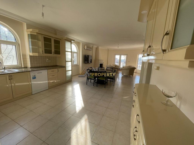 Двухэтажная меблированная вилла 3+1 с собственной просторной территорией в Авсалларе, 220 + 450 м2 - Ракурс 18