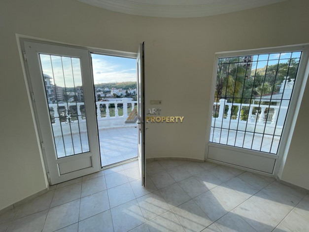 Двухэтажная меблированная вилла 3+1 с собственной просторной территорией в Авсалларе, 220 + 450 м2 - Ракурс 33