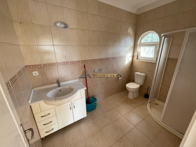 Двухэтажная меблированная вилла 3+1 с собственной просторной территорией в Авсалларе, 220 + 450 м2 - Ракурс 34