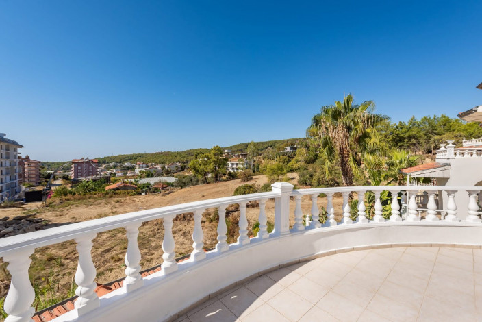 Двухэтажная меблированная вилла 3+1 с собственной просторной территорией в Авсалларе, 220 + 450 м2 - Ракурс 37